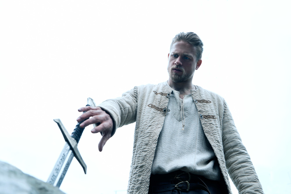 Final Trailer For King Arthur Legend Of The Sword Shows The Power Of Excalibur